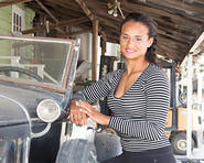 garrod_winery_girls